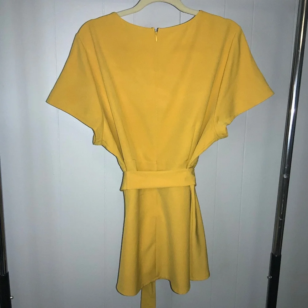 Lane Bryant Lena golden yellow flutter sleeve peplum top Sz 16 self tie waist - Picture 5 of 8
